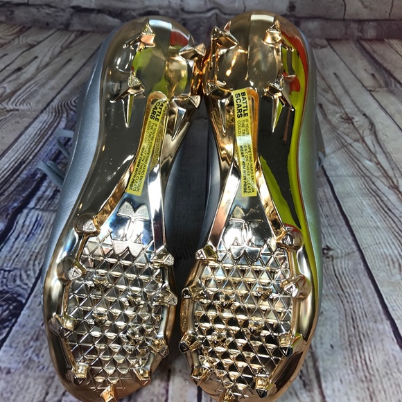 Under Armour UA Highlight MC LE Silver/Gold Cleats - Picture 2 of 7